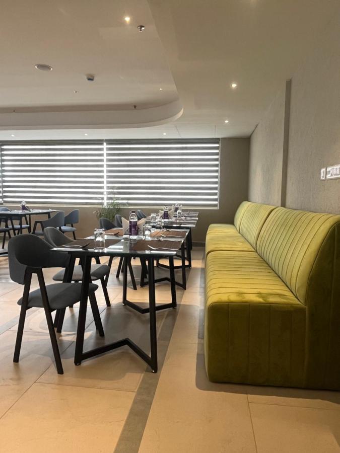 Presidency Airport Hotel Коччи Экстерьер фото